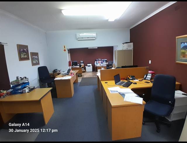 328M² OFFICE FOR SALE IN BO-DORP